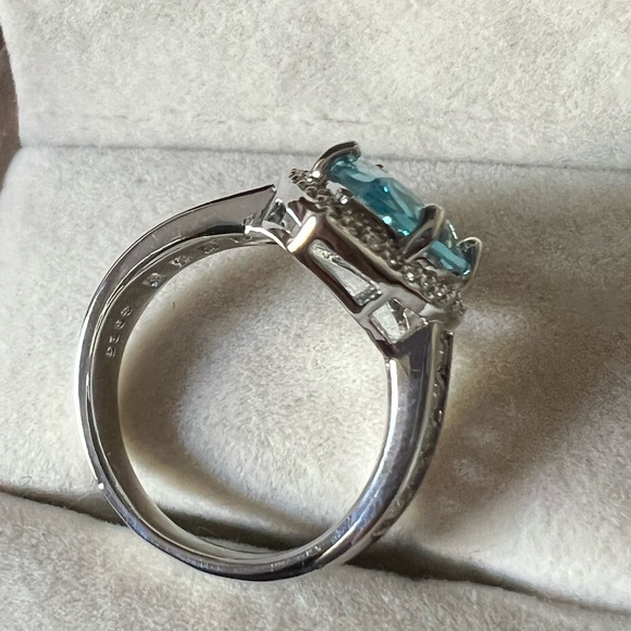 14k gold finish silver ring with London light blue topaz stone - Picture 5 of 9